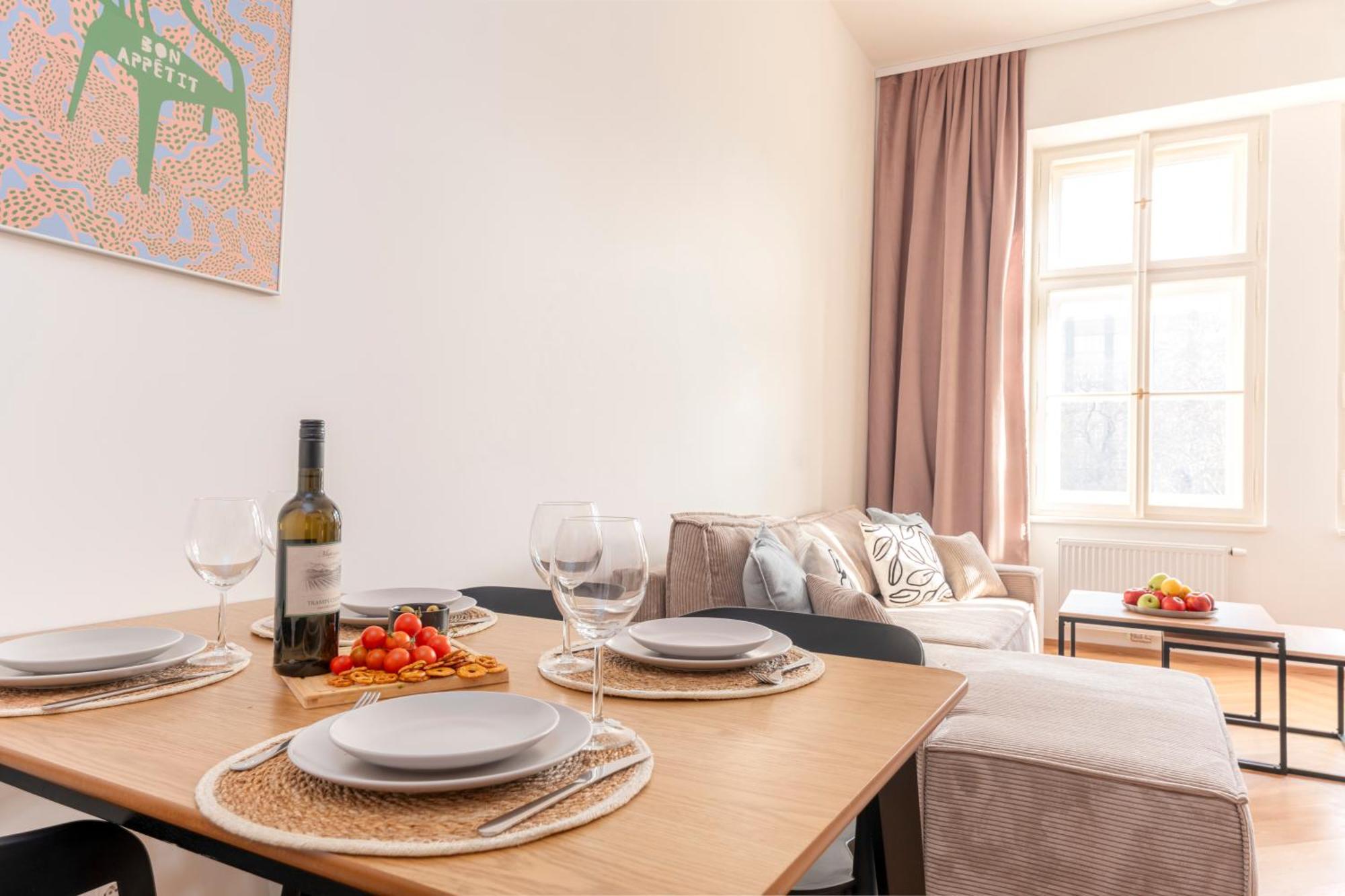 Visit Oomph Apartments Πράγα Εξωτερικό φωτογραφία