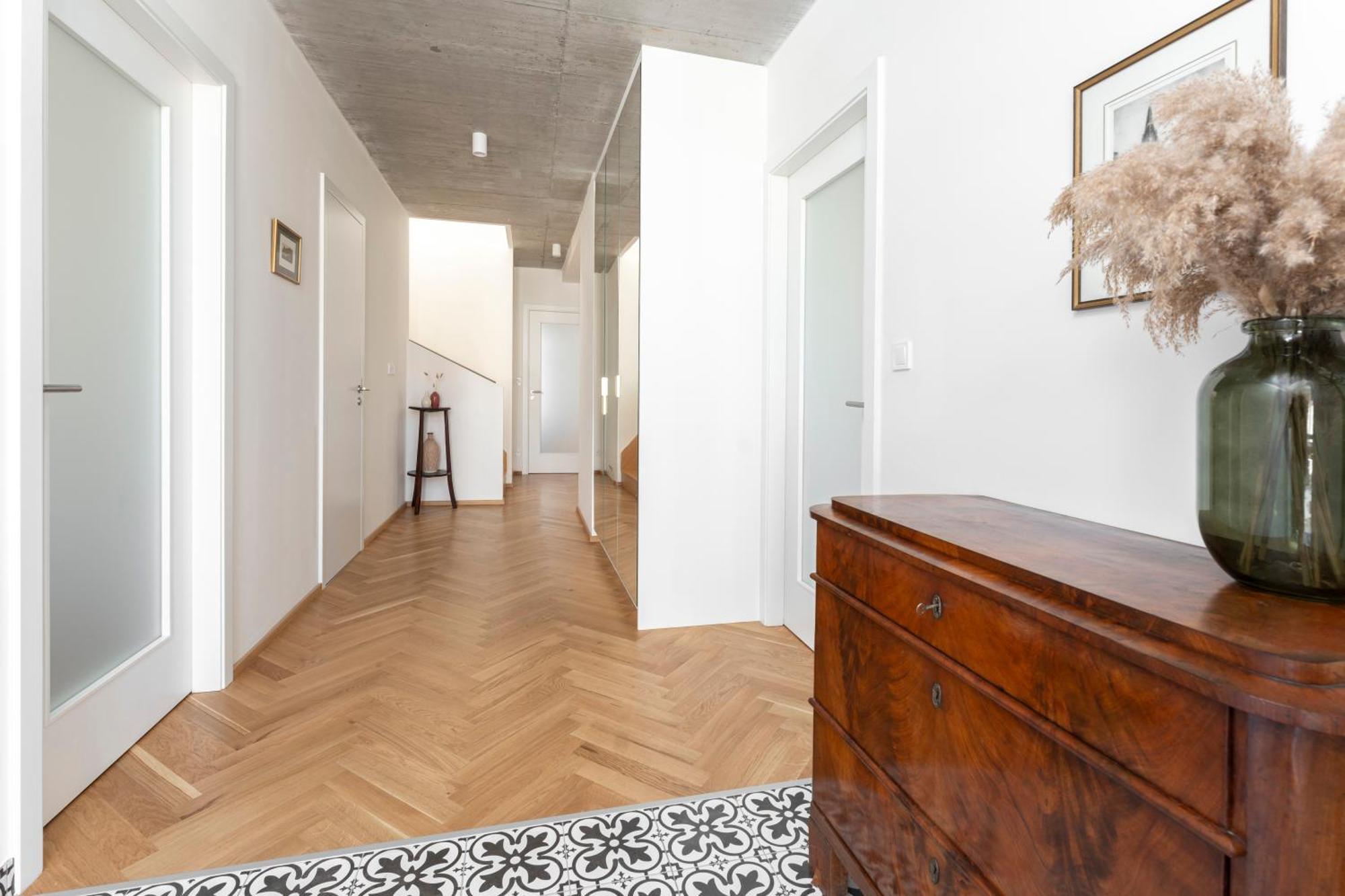 Visit Oomph Apartments Πράγα Εξωτερικό φωτογραφία