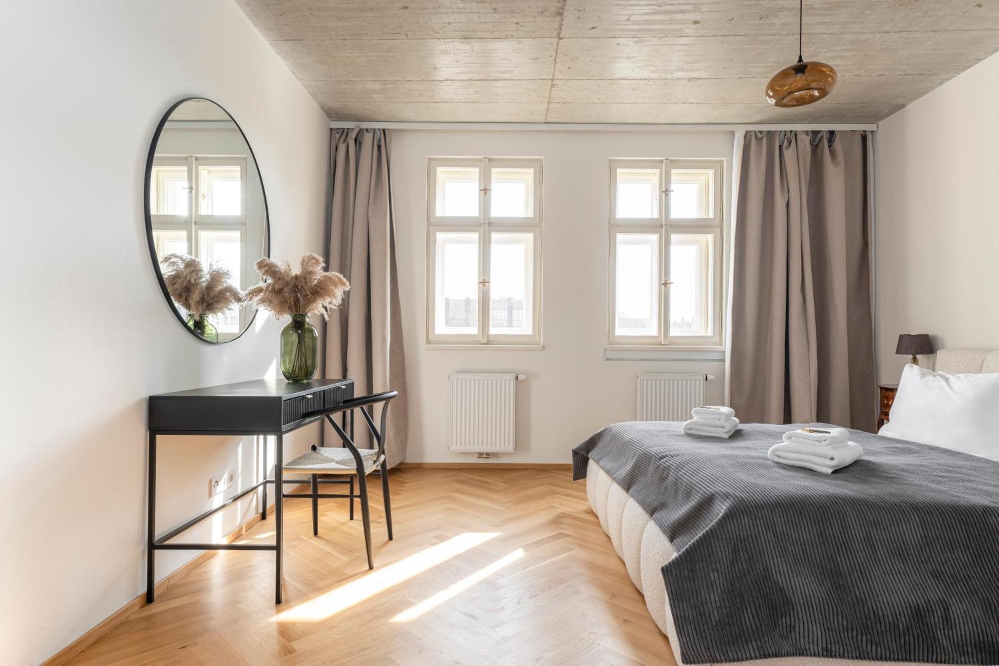 Visit Oomph Apartments Πράγα Εξωτερικό φωτογραφία